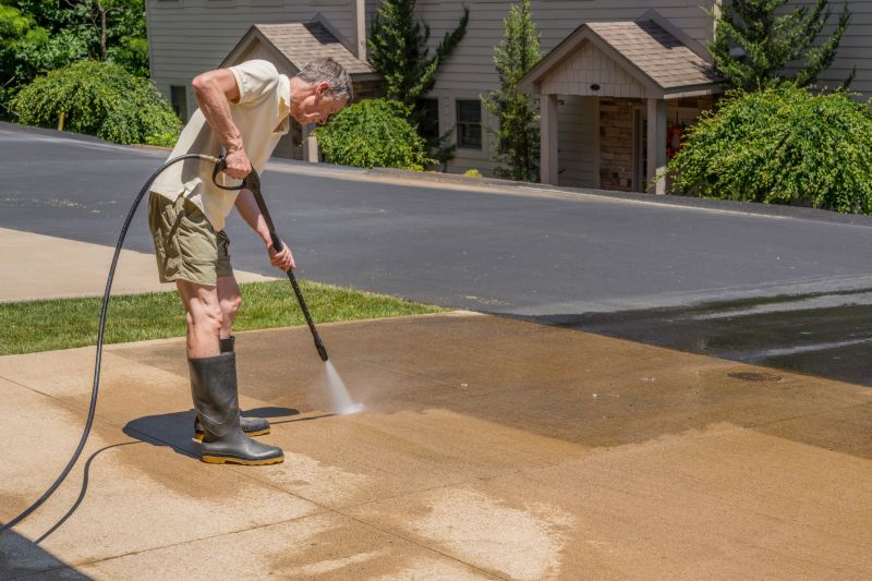 Local Driveway Cleaning in Belchertown, MA