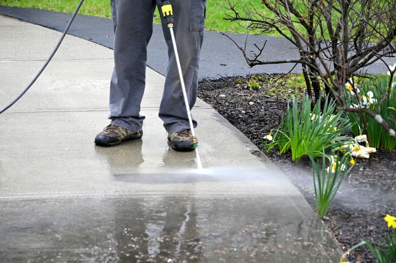 Local Sidewalk Cleaning in Pontiac, MI