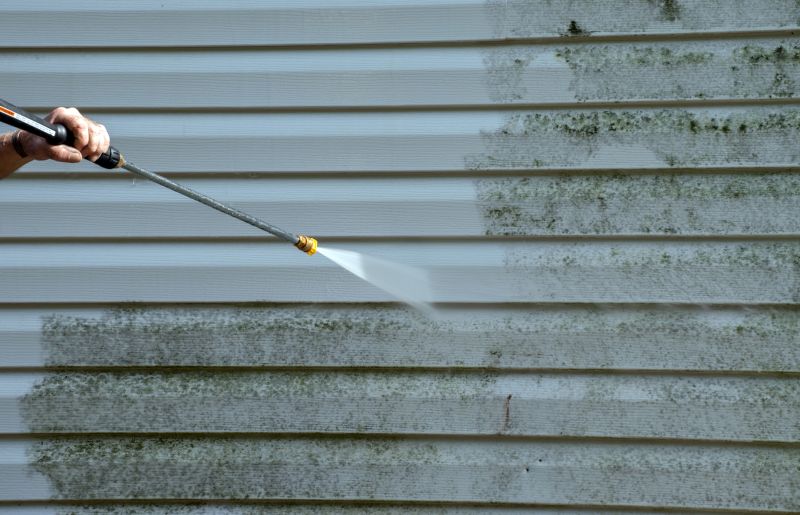 Local Siding Power Washing in Abington, MA