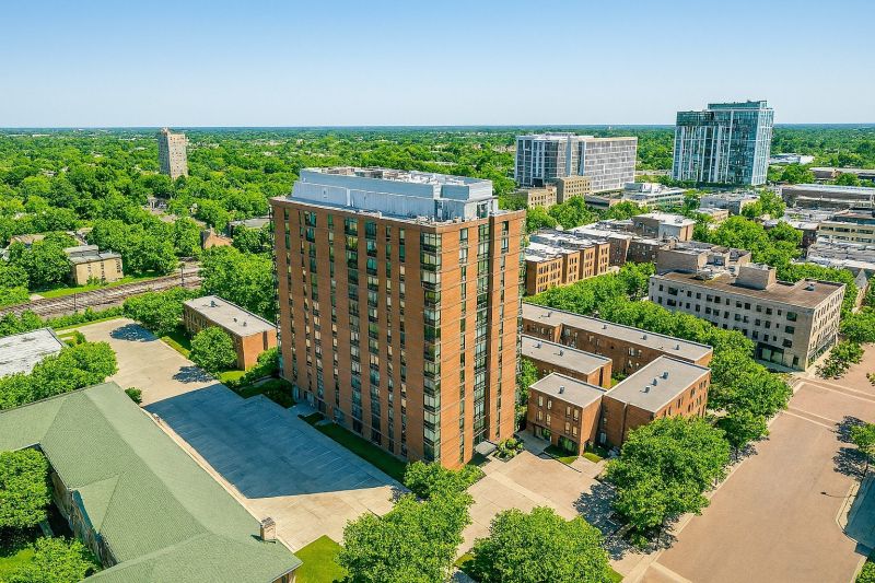 Local Business Pressure Washing in Oak Park, IL