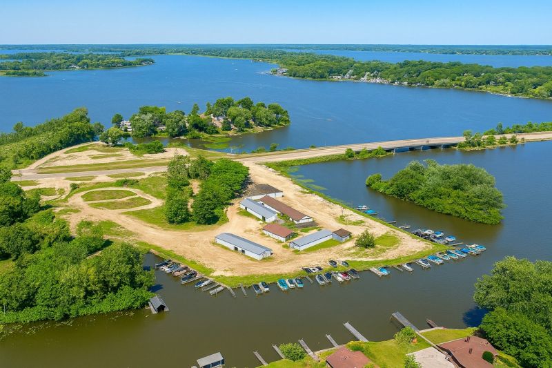 Local Commercial Pressure Washing in Fox Lake, IL